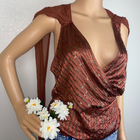 Walter Baker 100% Silk Metal Sequin Embellished Wrap Vest Blouse Top - Picture 3 of 8